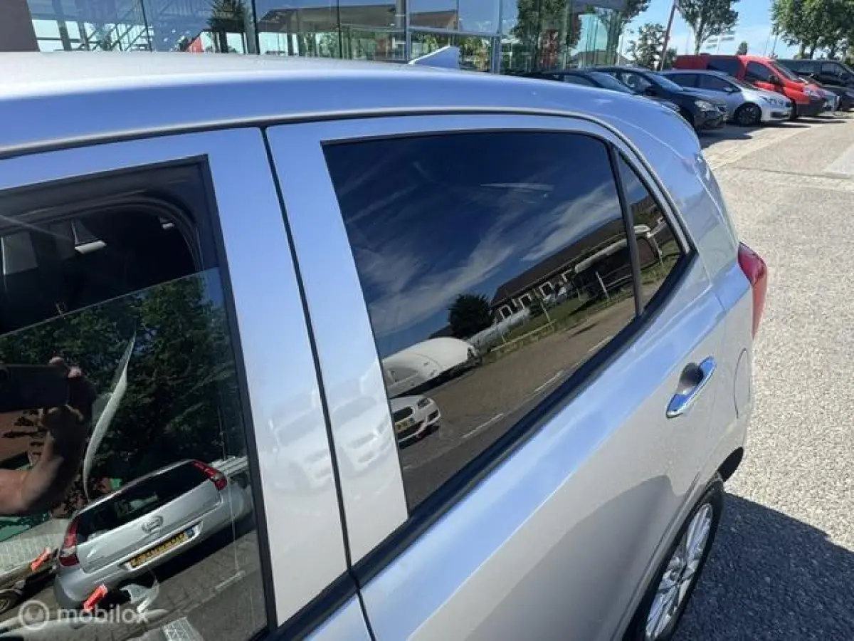 1.0 DPi Dynamic Edition - Stoel & Stuurverwarming, Navigatie via Carplay, Camera achter, Airco, Electr ramen en spiegels, Deurvergr. met afst.diening, Priveglas, Sport Velgen