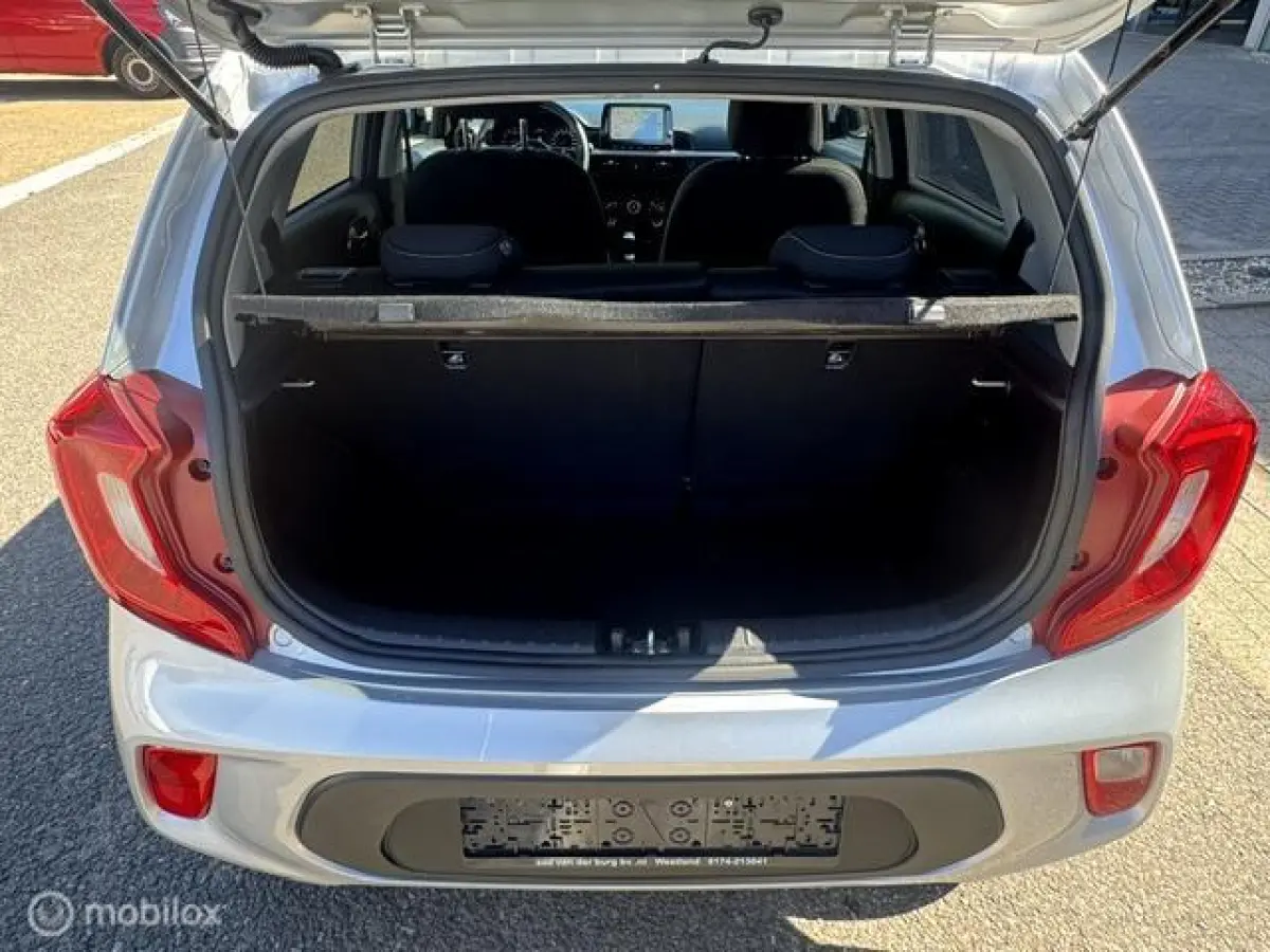 1.0 DPi Dynamic Edition - Stoel & Stuurverwarming, Navigatie via Carplay, Camera achter, Airco, Electr ramen en spiegels, Deurvergr. met afst.diening, Priveglas, Sport Velgen