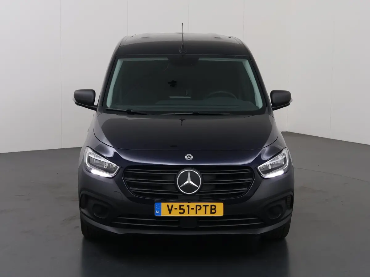 51kW | L1 | PRO | 280KM WLTP | | Navigatie | Parkeercamera | Cruise Control | Stoelverwarming | Certified