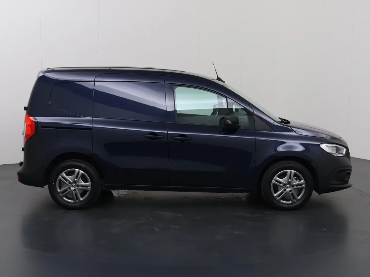 51kW | L1 | PRO | 280KM WLTP | | Navigatie | Parkeercamera | Cruise Control | Stoelverwarming | Certified