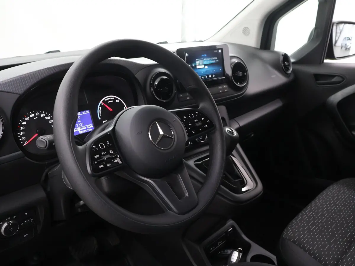 51kW | L1 | PRO | 280KM WLTP | | Navigatie | Parkeercamera | Cruise Control | Stoelverwarming | Certified
