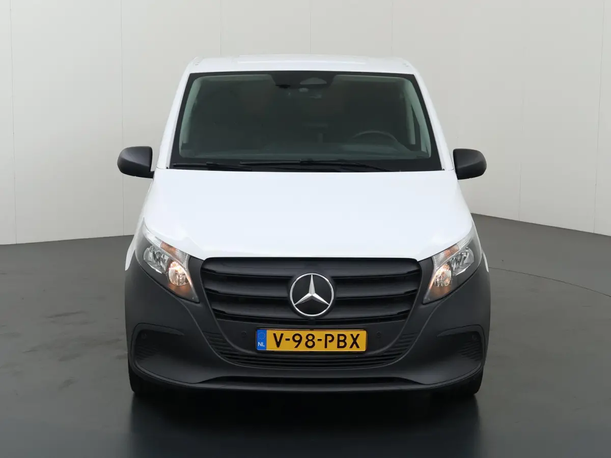 116 CDI | Aut. | Lang L2 | Parkeercamera | Navigatie | 3-zits | Dodehoekwaarschuwing | Achterdeuren 270° | Airco | Stoelverwarming | Spiegelpakket | Certified