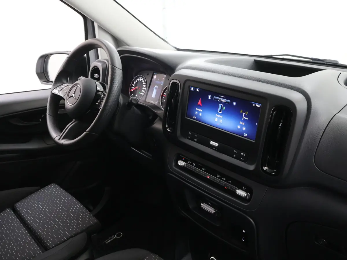 116 CDI | Aut. | Lang L2 | Parkeercamera | Navigatie | 3-zits | Dodehoekwaarschuwing | Achterdeuren 270° | Airco | Stoelverwarming | Spiegelpakket | Certified