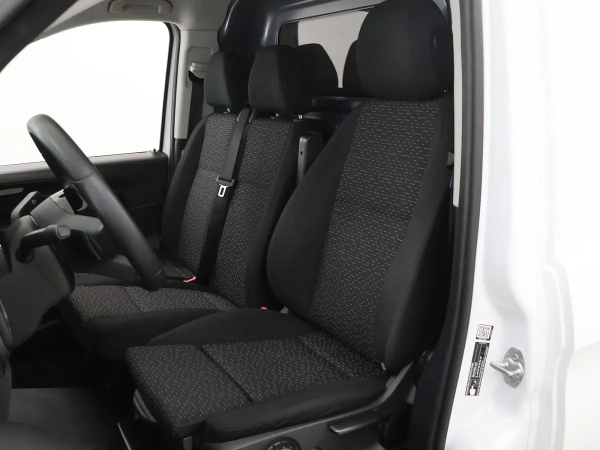 116 CDI | Aut. | Lang L2 | Parkeercamera | Navigatie | 3-zits | Dodehoekwaarschuwing | Achterdeuren 270° | Airco | Stoelverwarming | Spiegelpakket | Certified