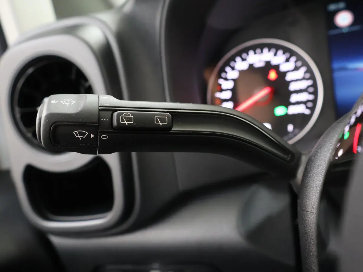 116 CDI | Aut. | Lang L2 | Parkeercamera | Navigatie | 3-zits | Dodehoekwaarschuwing | Achterdeuren 270° | Airco | Stoelverwarming | Spiegelpakket | Certified