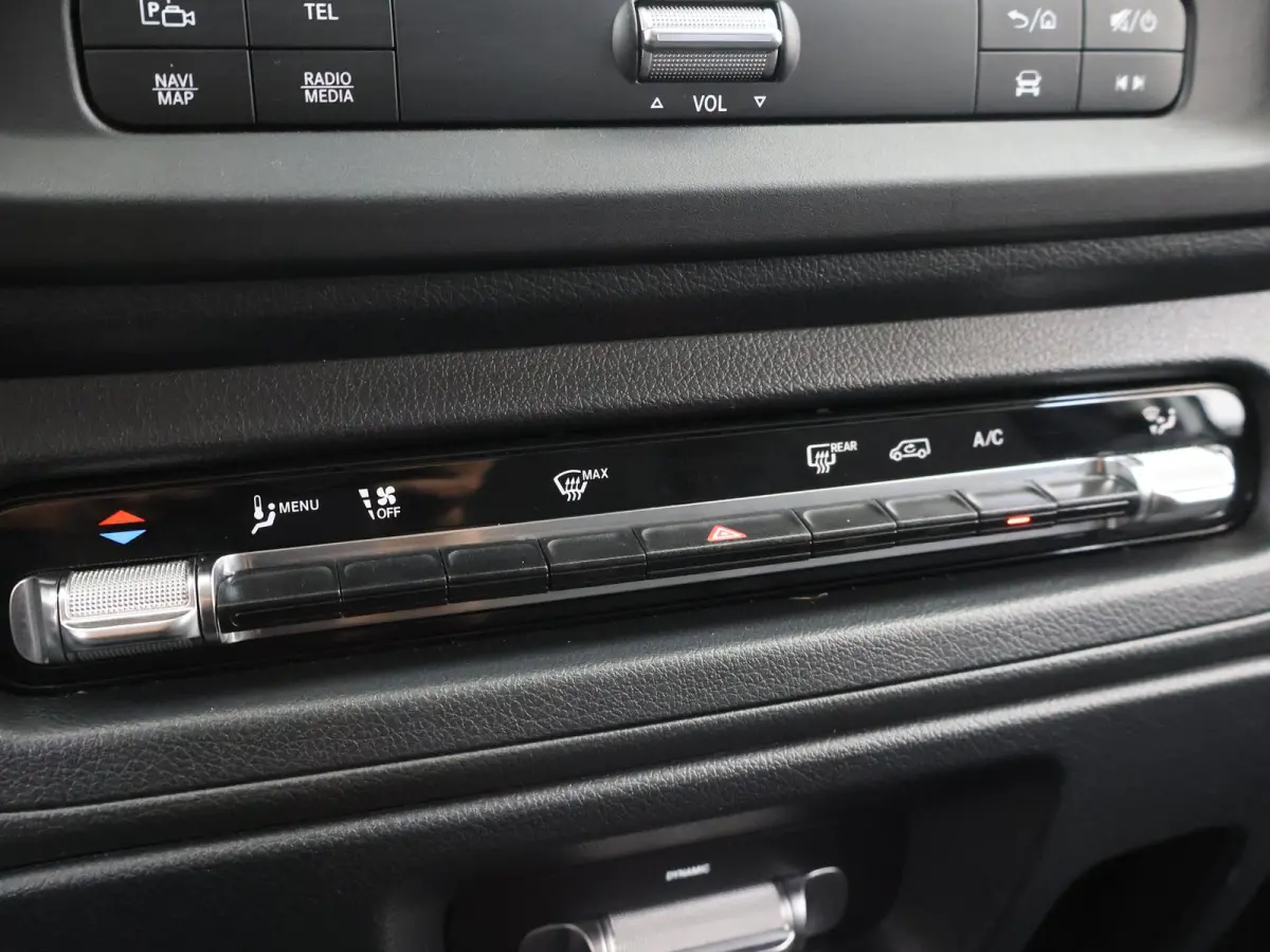 116 CDI | Aut. | Lang L2 | Parkeercamera | Navigatie | 3-zits | Dodehoekwaarschuwing | Achterdeuren 270° | Airco | Stoelverwarming | Spiegelpakket | Certified