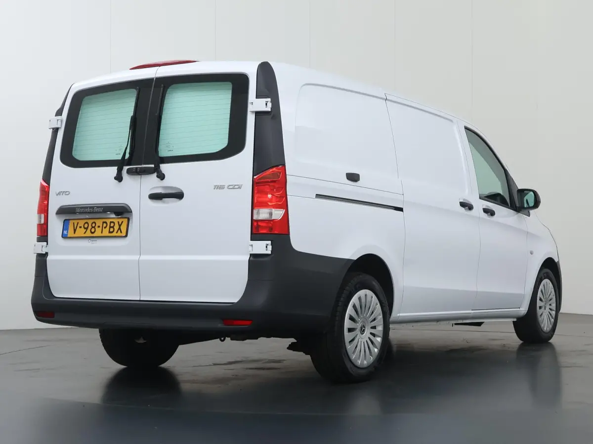 116 CDI | Aut. | Lang L2 | Parkeercamera | Navigatie | 3-zits | Dodehoekwaarschuwing | Achterdeuren 270° | Airco | Stoelverwarming | Spiegelpakket | Certified