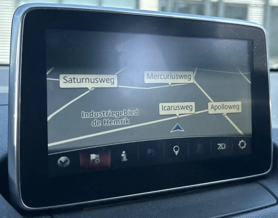 2.0 SkyActiv-G 120 GT-M 120PK | 2e Eigenaar | NL AUTO | 18 Inch | Navigatie | Achteruitrijcamera | Climate Control | Head Up Display | BOSE | Lederen Bekleding | Elektrische Stoelen | Stoelv