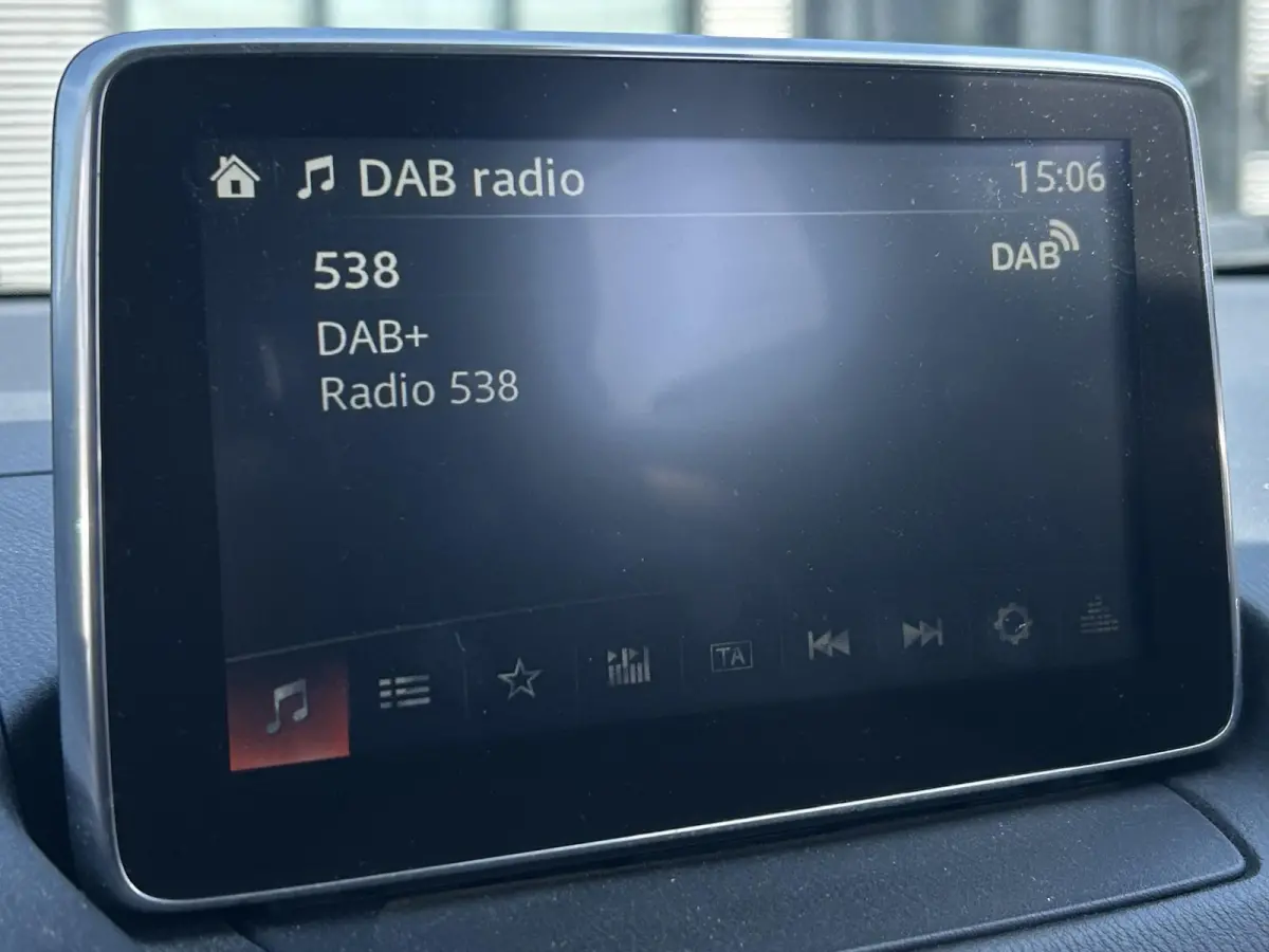 2.0 SkyActiv-G 120 GT-M 120PK | 2e Eigenaar | NL AUTO | 18 Inch | Navigatie | Achteruitrijcamera | Climate Control | Head Up Display | BOSE | Lederen Bekleding | Elektrische Stoelen | Stoelv