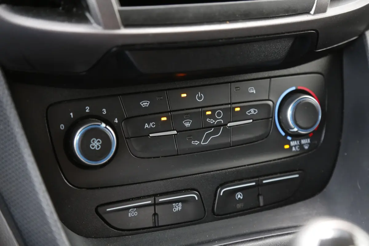 1.5 EcoBlue L1 Trend 3 Zits*Perfect Onderh.*Apple Carplay-Android/Camera/Navi/Airco/Parkeersens.*