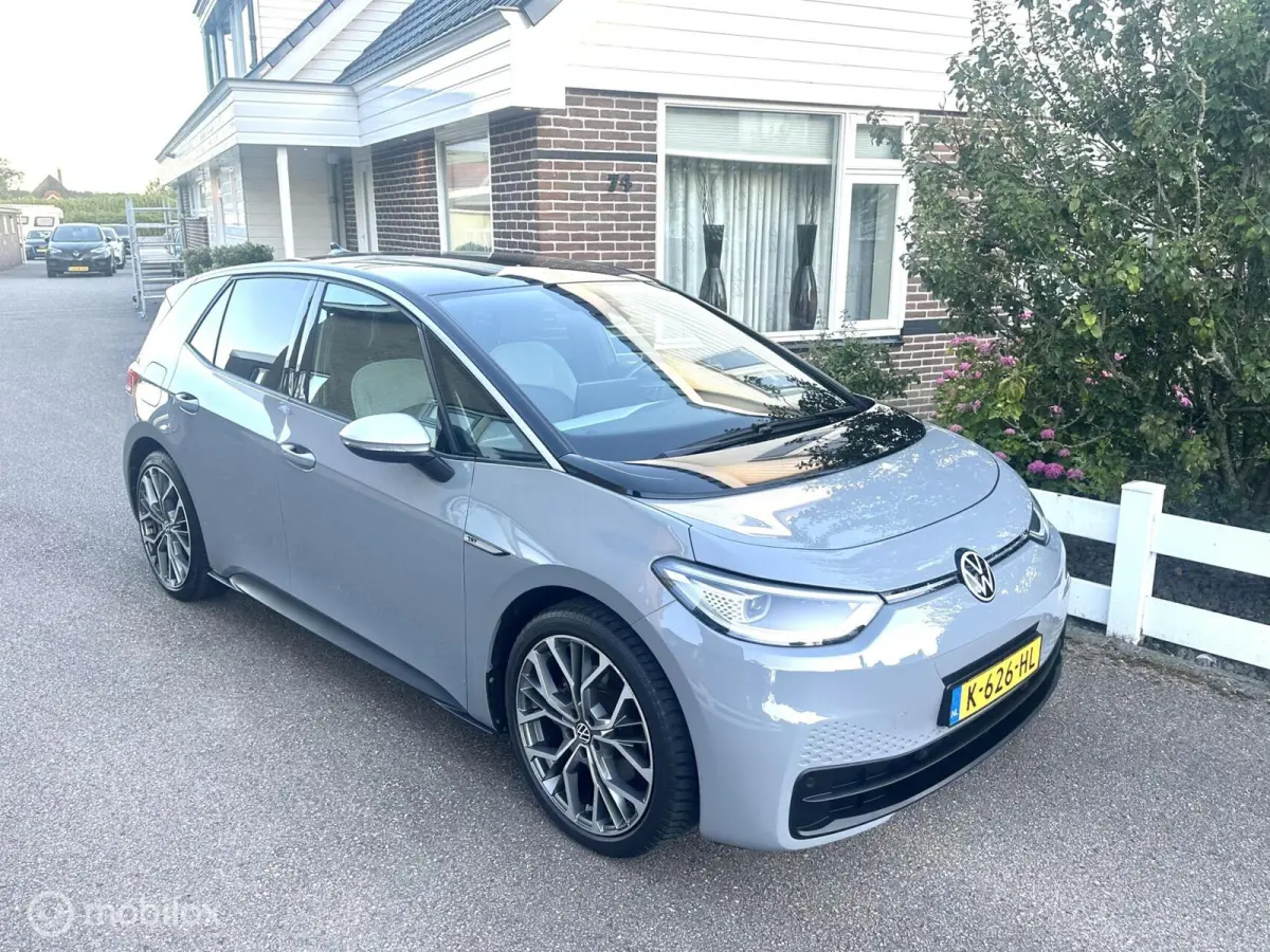 First Plus 58 kWh SOH 91,29% MATRIX LED VERLICHTING ACHTERUITRIJ CAMERA STEUNHAAK CARPLAY ADAPTIVE CRUISE CONTROLE!!