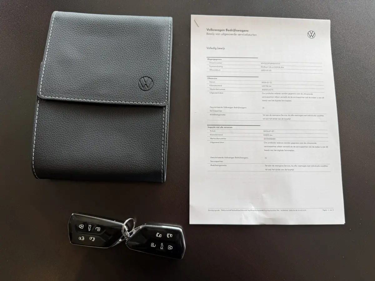 1.4 eHybrid Life 7p. TREKHAAK/ACC/ELECTR.SCHUIFDEUREN/SOH 92%/CAMERA/17"/CARPLAY/STOEL+STUURVERW/ELECTR.A.KLEP/PRIVACY/REFLEXSILBER/VOLLEDIG VW DEALER HISTORIE