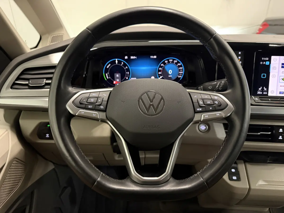 1.4 eHybrid Life 7p. TREKHAAK/ACC/ELECTR.SCHUIFDEUREN/SOH 92%/CAMERA/17"/CARPLAY/STOEL+STUURVERW/ELECTR.A.KLEP/PRIVACY/REFLEXSILBER/VOLLEDIG VW DEALER HISTORIE