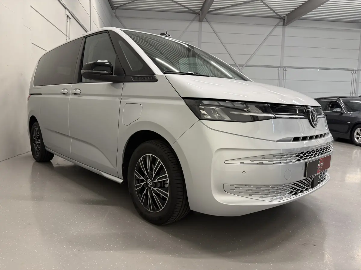 1.4 eHybrid Life 7p. TREKHAAK/ACC/ELECTR.SCHUIFDEUREN/SOH 92%/CAMERA/17"/CARPLAY/STOEL+STUURVERW/ELECTR.A.KLEP/PRIVACY/REFLEXSILBER/VOLLEDIG VW DEALER HISTORIE