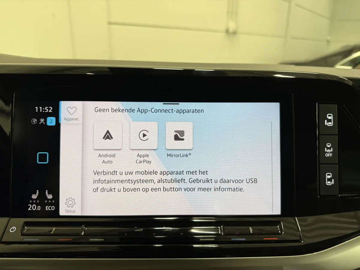 1.4 eHybrid Life 7p. TREKHAAK/ACC/ELECTR.SCHUIFDEUREN/SOH 92%/CAMERA/17"/CARPLAY/STOEL+STUURVERW/ELECTR.A.KLEP/PRIVACY/REFLEXSILBER/VOLLEDIG VW DEALER HISTORIE