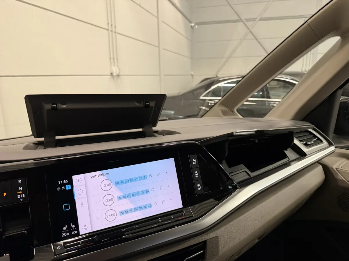 1.4 eHybrid Life 7p. TREKHAAK/ACC/ELECTR.SCHUIFDEUREN/SOH 92%/CAMERA/17"/CARPLAY/STOEL+STUURVERW/ELECTR.A.KLEP/PRIVACY/REFLEXSILBER/VOLLEDIG VW DEALER HISTORIE