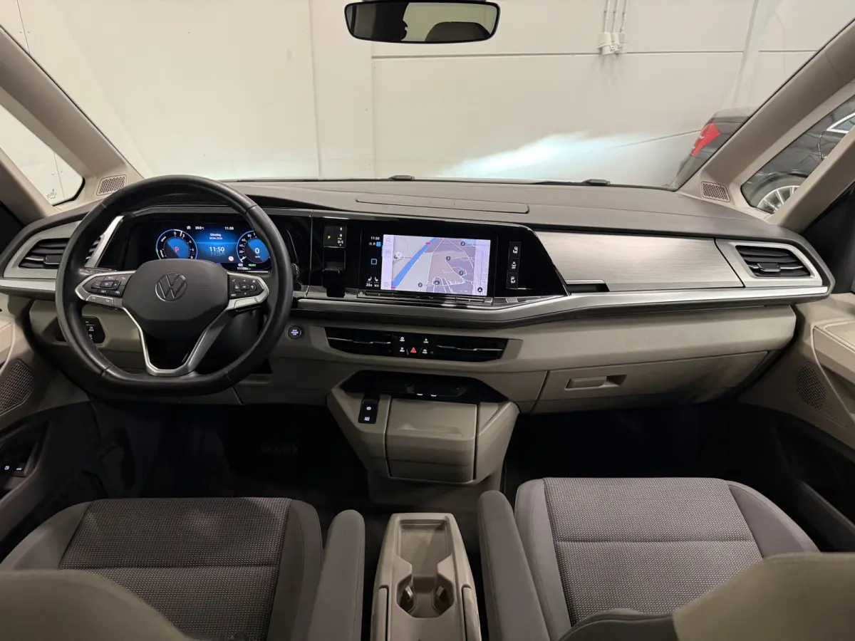 1.4 eHybrid Life 7p. TREKHAAK/ACC/ELECTR.SCHUIFDEUREN/SOH 92%/CAMERA/17"/CARPLAY/STOEL+STUURVERW/ELECTR.A.KLEP/PRIVACY/REFLEXSILBER/VOLLEDIG VW DEALER HISTORIE