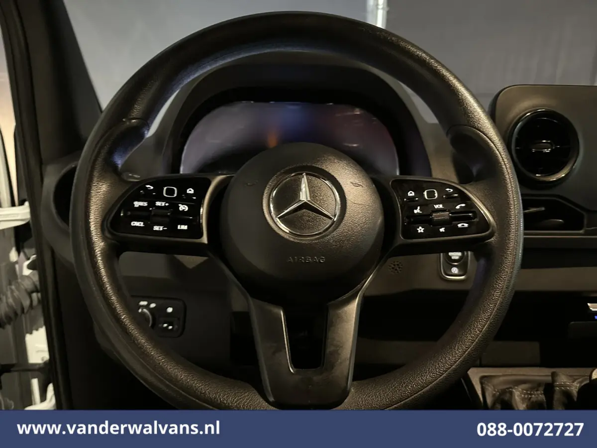 317 CDI 170pk L3H2 Euro6 Airco | Camera | Apple Carplay | Cruisecontrol Android Auto, Stoelverwarming, 270gr. Achterdeuren, Parkeersensoren, Bijrijdersbank