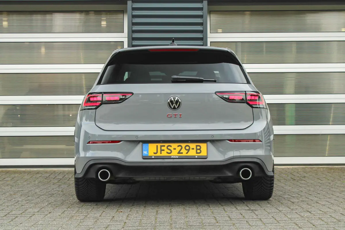 GTI 2.0 TSI 265pk DSG | DCC Onderstel | Panoramadak | Camera | 19" Estoril Velgen