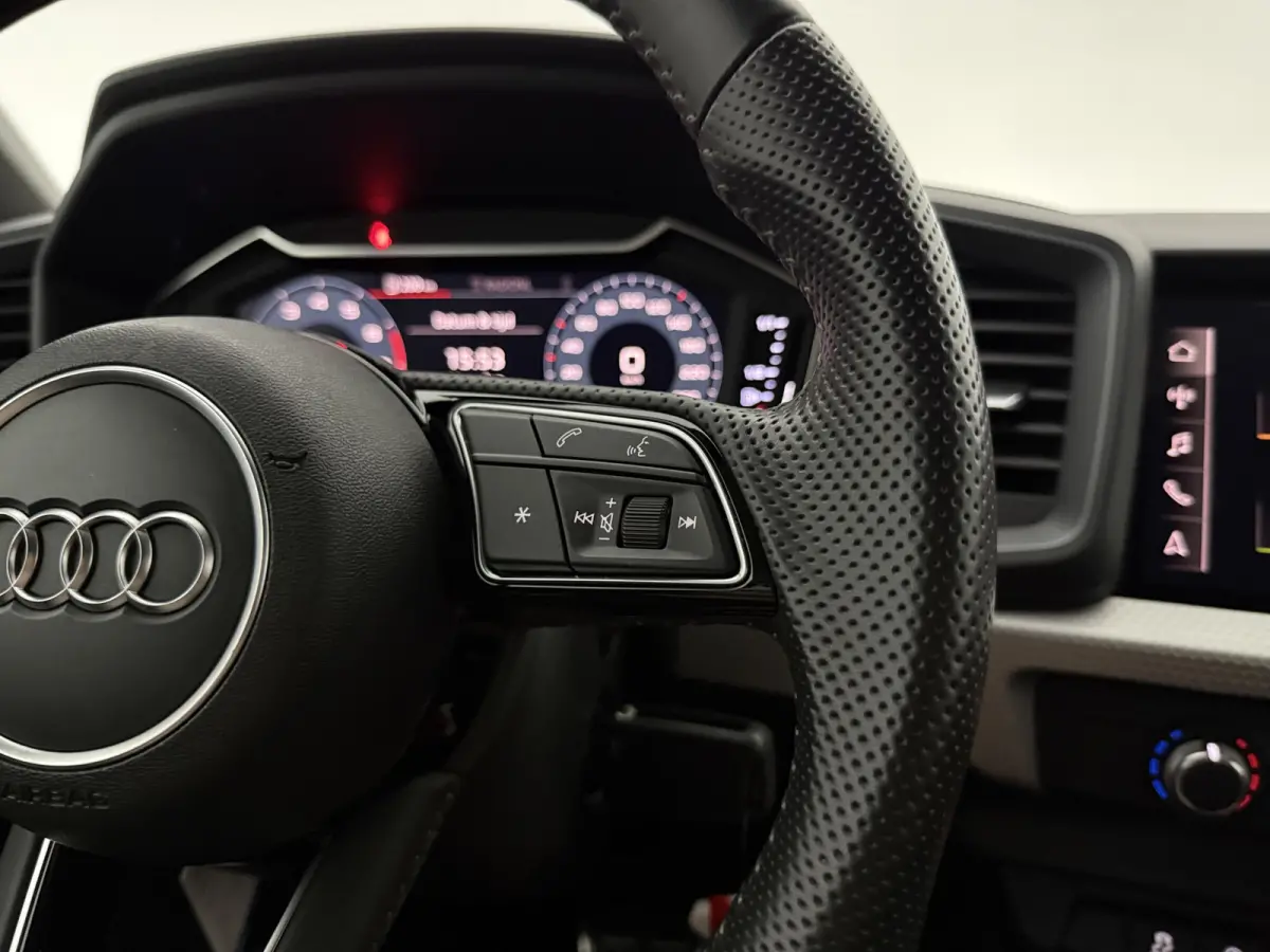 30 TFSI S-Line | Automaat | Virtual | Cruise | Carplay | Keyless | Parkeersens. | LED | NAP