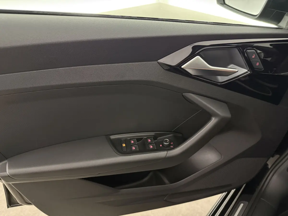 30 TFSI S-Line | Automaat | Virtual | Cruise | Carplay | Keyless | Parkeersens. | LED | NAP