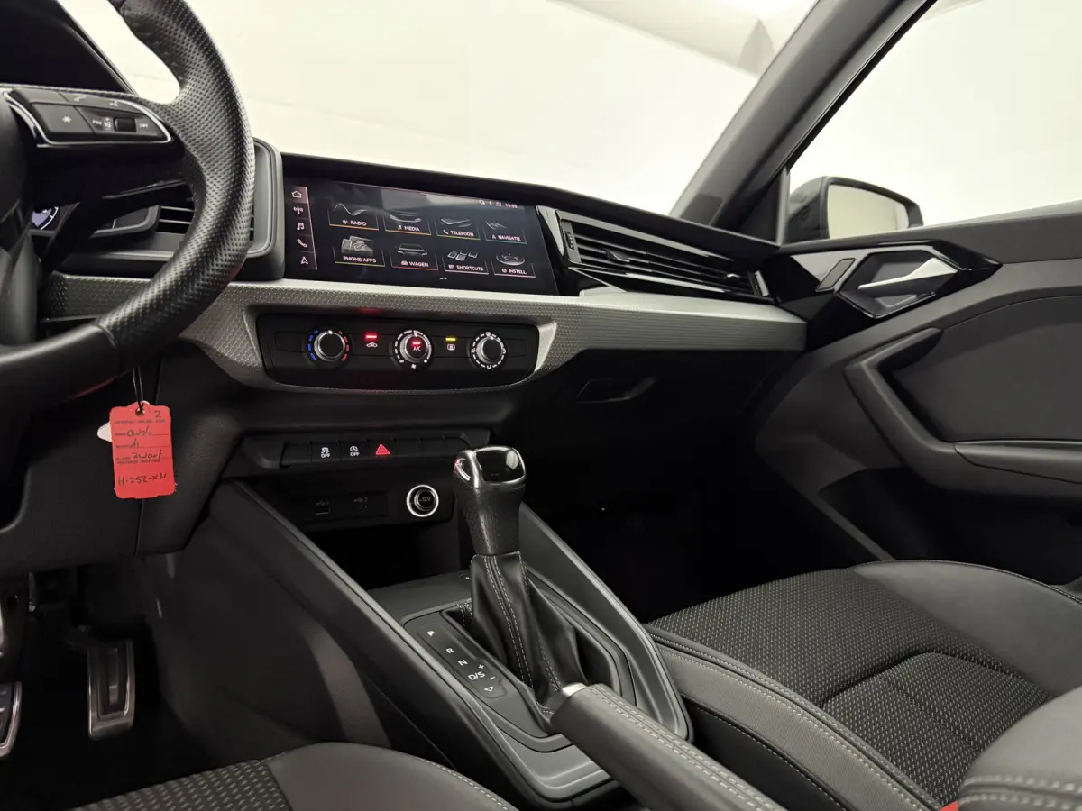 30 TFSI S-Line | Automaat | Virtual | Cruise | Carplay | Keyless | Parkeersens. | LED | NAP