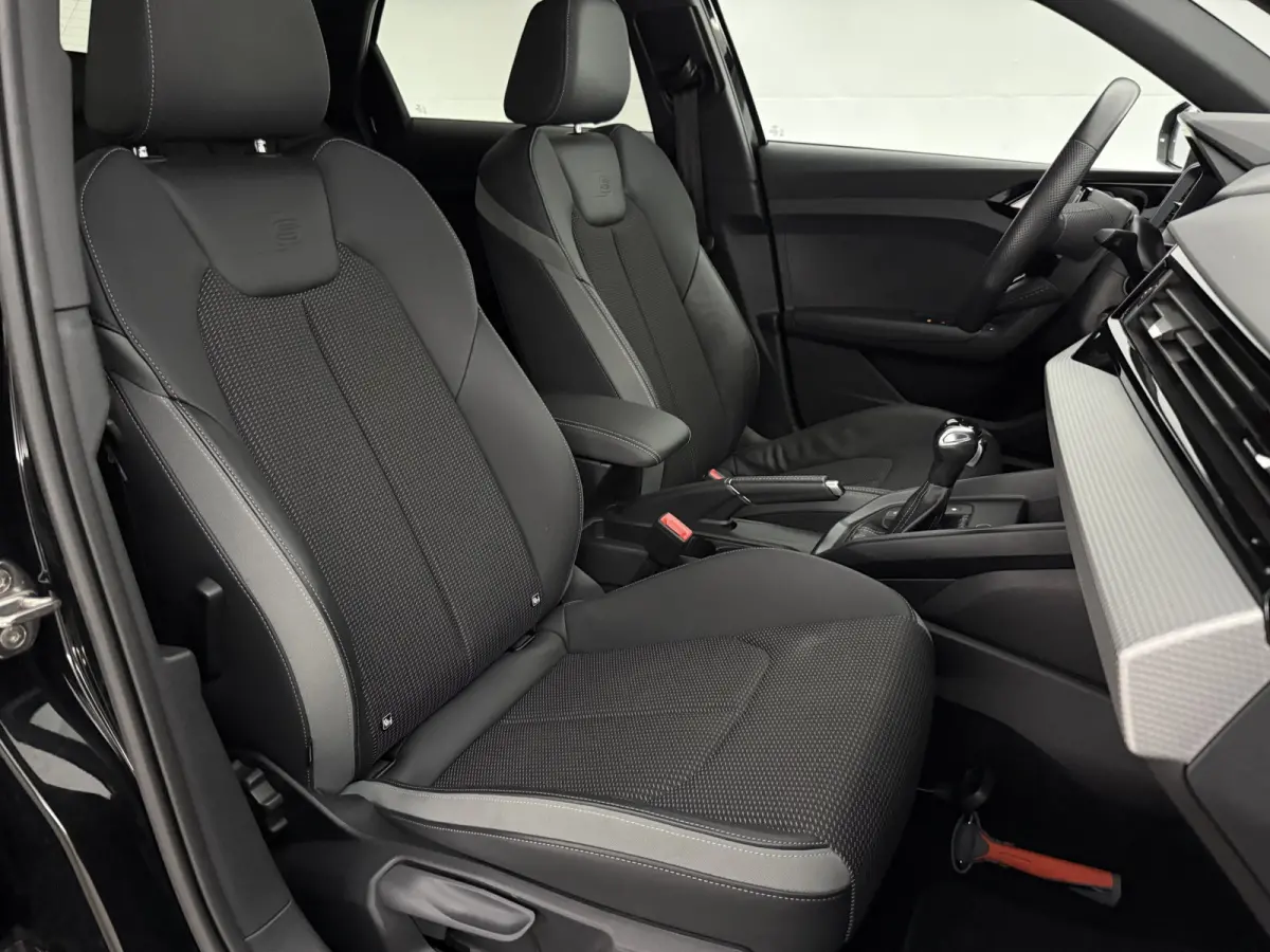 30 TFSI S-Line | Automaat | Virtual | Cruise | Carplay | Keyless | Parkeersens. | LED | NAP