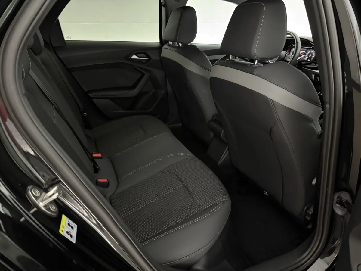 30 TFSI S-Line | Automaat | Virtual | Cruise | Carplay | Keyless | Parkeersens. | LED | NAP