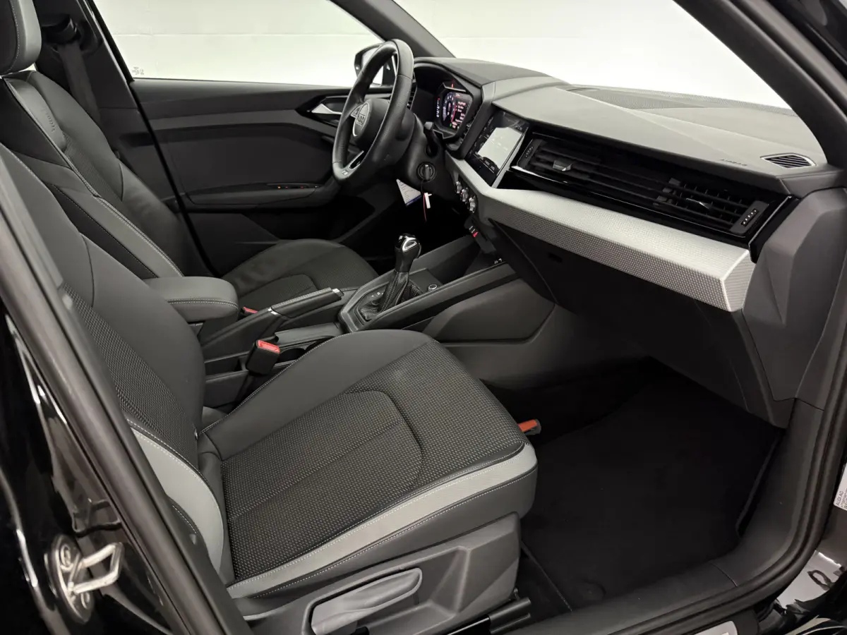 30 TFSI S-Line | Automaat | Virtual | Cruise | Carplay | Keyless | Parkeersens. | LED | NAP