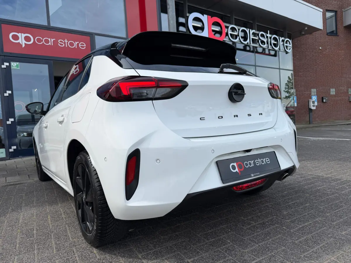 1.2 Turbo GS | LED | 360 Camera | Carplay | Keyless Start | Two Tone |