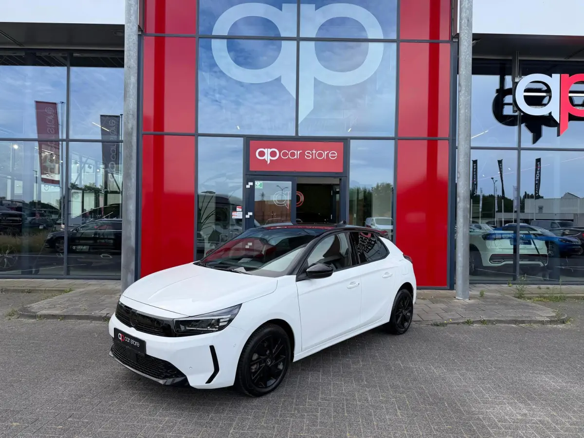 1.2 Turbo GS | LED | 360 Camera | Carplay | Keyless Start | Two Tone |