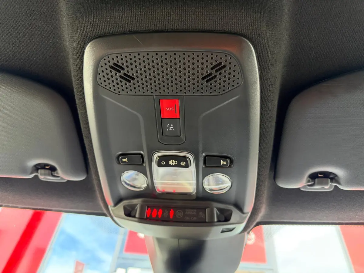 1.2 Turbo GS | LED | 360 Camera | Carplay | Keyless Start | Two Tone |