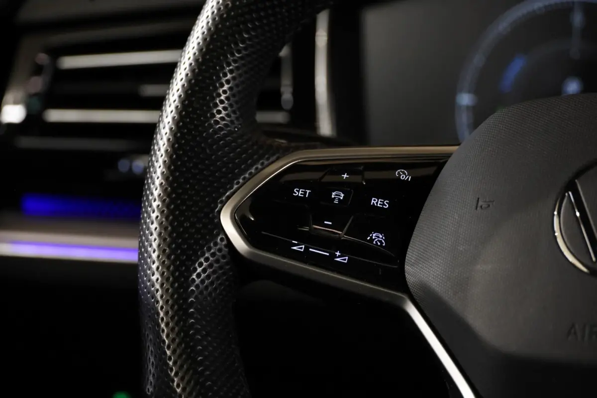 3.0 TSi 4MOTION R|Massage|Pano|HUD|Trekhaak|