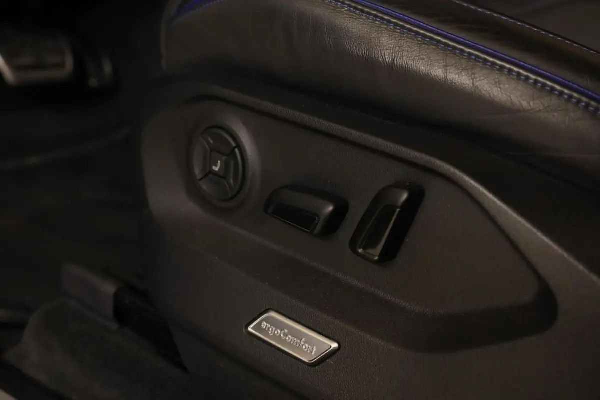 3.0 TSi 4MOTION R|Massage|Pano|HUD|Trekhaak|