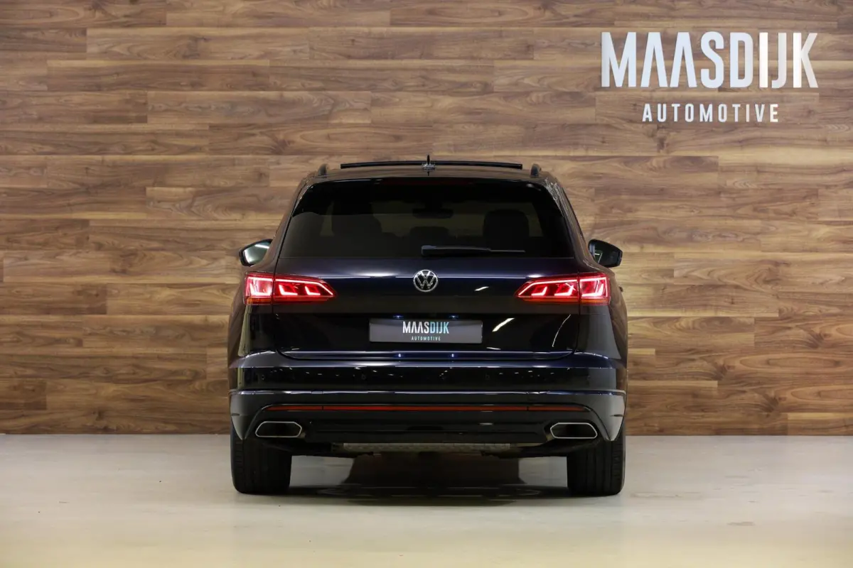 3.0 TSi 4MOTION R|Massage|Pano|HUD|Trekhaak|