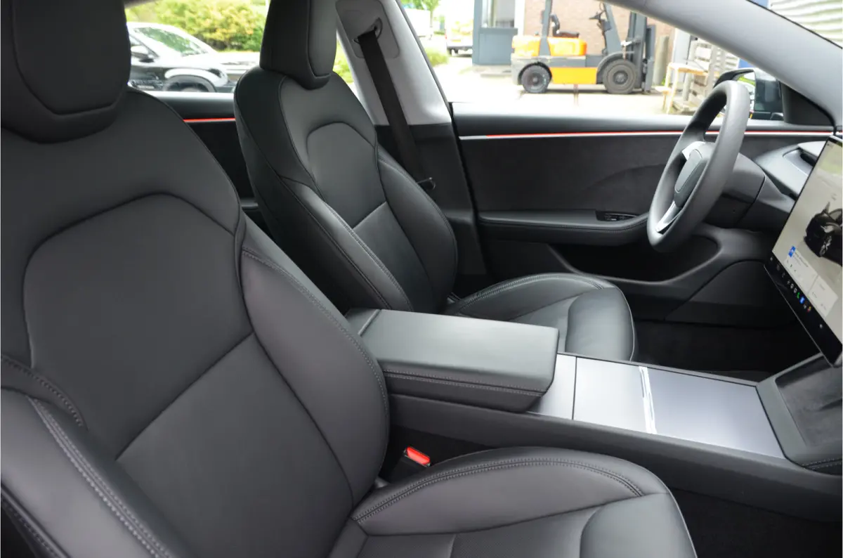 Premium Long Range AWD 78 kWh Highland, AutoPilot4.0 (FSD 99,- p/mnd) 19" Alu