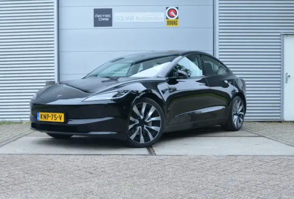 Premium Long Range AWD 78 kWh Highland, AutoPilot4.0 (FSD 99,- p/mnd) 19" Alu