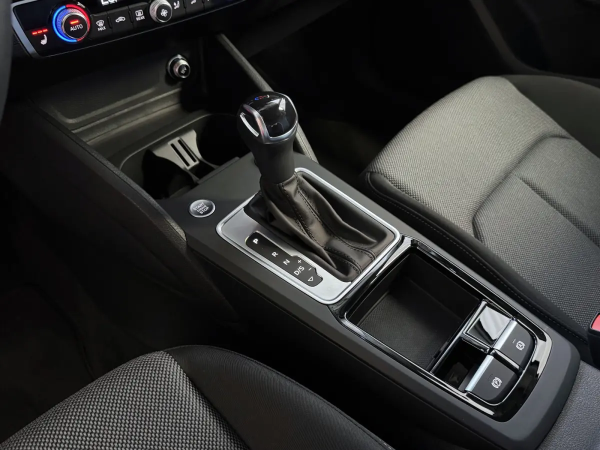 35 TFSI 1.5 S-LINE 150PK PANO SCHUIFDAK VIR.COCKPIT ELEK.KLEP TOUCHSCREEN CARPLAY NAVI CAMERA MATRIX LED STOELVERW. PDC KEYLESS 2026 S-EDITION