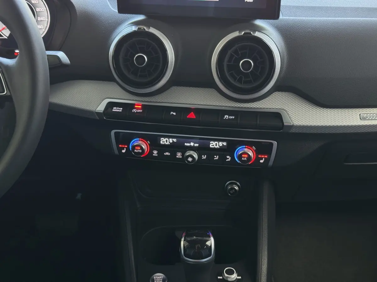 35 TFSI 1.5 S-LINE 150PK PANO SCHUIFDAK VIR.COCKPIT ELEK.KLEP TOUCHSCREEN CARPLAY NAVI CAMERA MATRIX LED STOELVERW. PDC KEYLESS 2026 S-EDITION