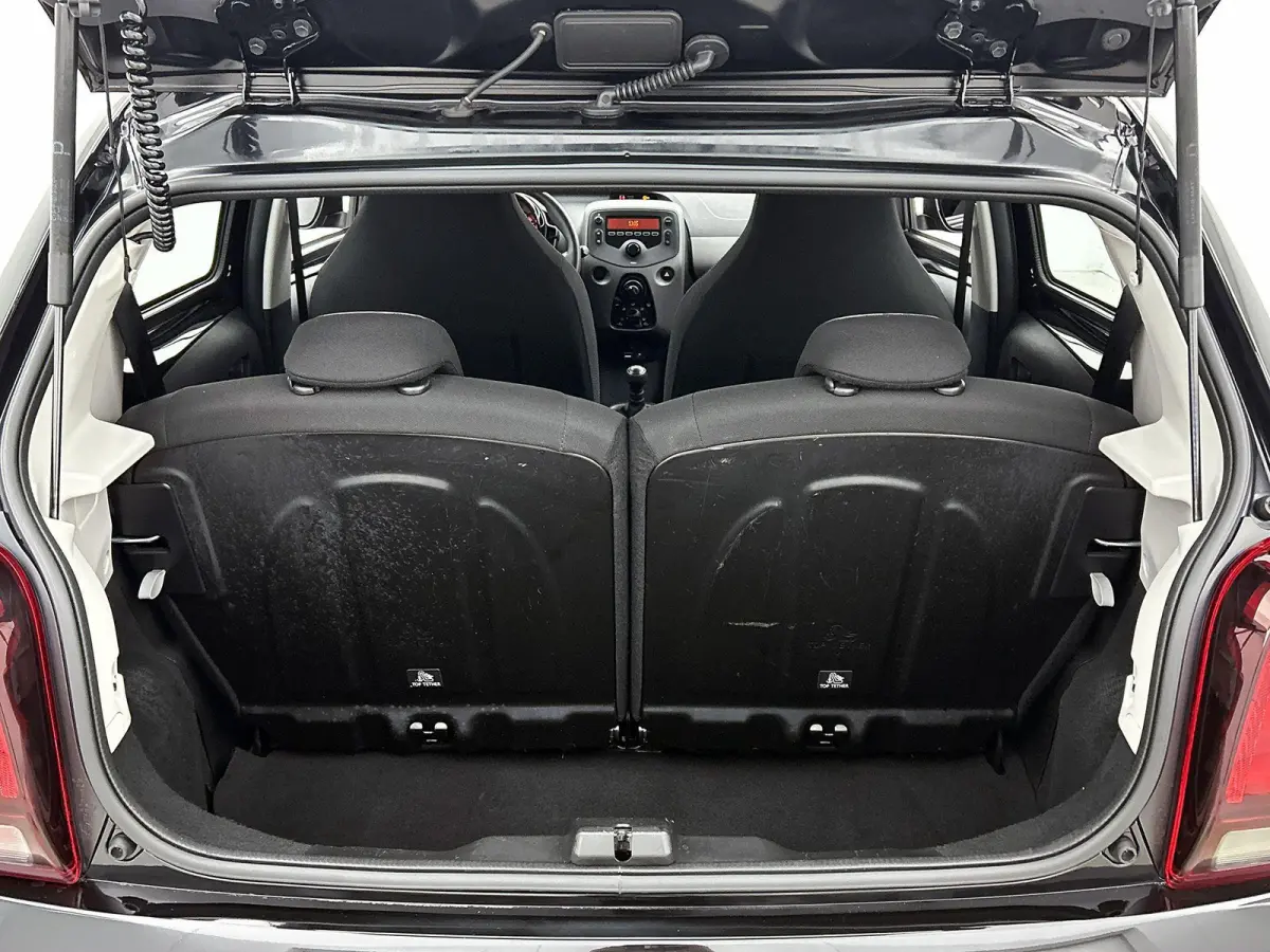 1.0 72pk Active | Airco | Bluetooth  | IsoFix |