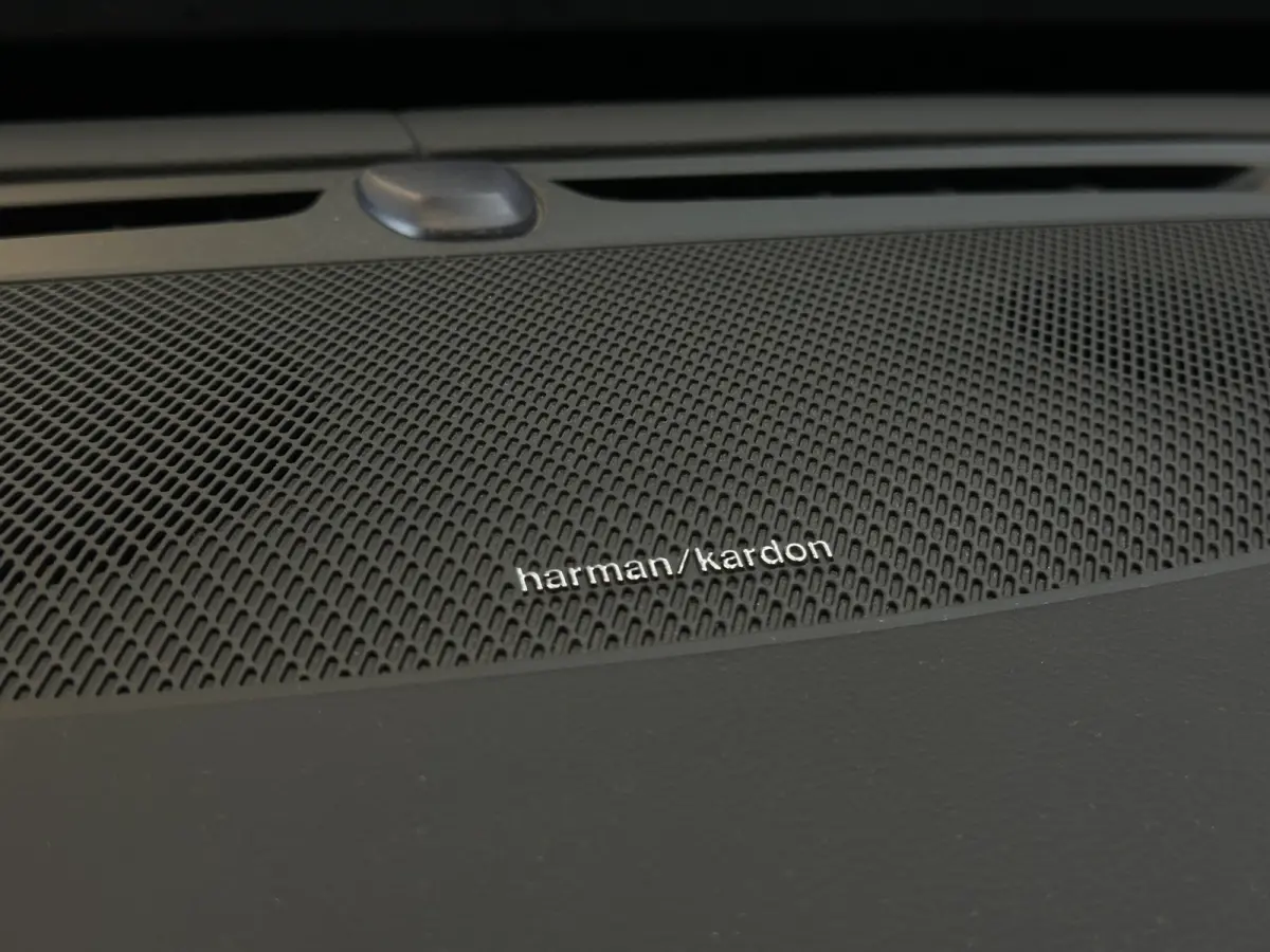 2.0 T8 Recharge AWD Ultimate Bright | Luchtvering | Leder | Stoel/Stuurverwarming | Harman&Kardon|