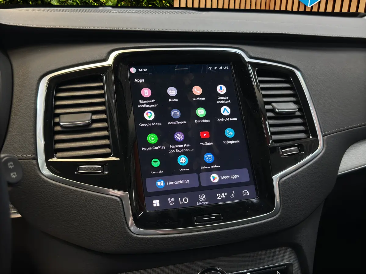 2.0 T8 Recharge AWD Ultimate Bright | Luchtvering | Leder | Stoel/Stuurverwarming | Harman&Kardon|