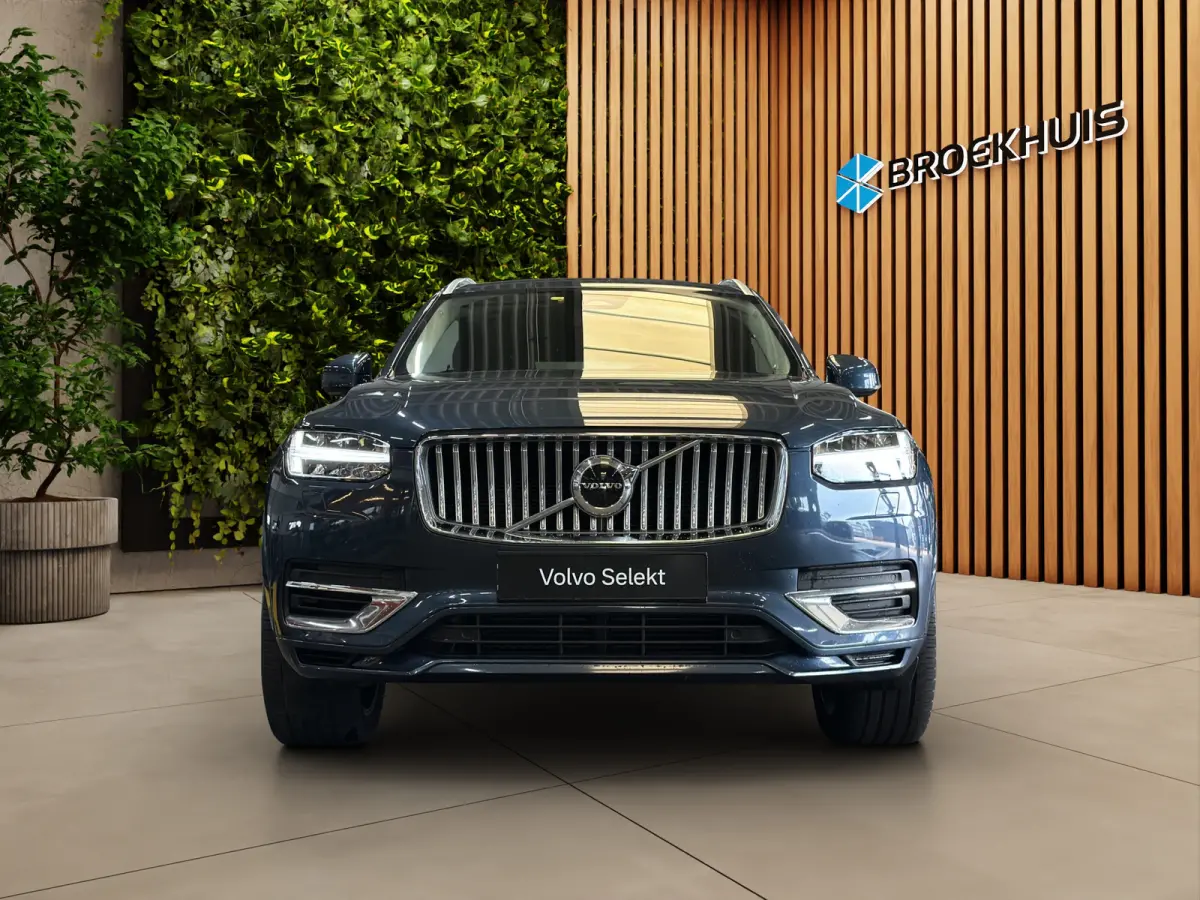 2.0 T8 Recharge AWD Ultimate Bright | Luchtvering | Leder | Stoel/Stuurverwarming | Harman&Kardon|