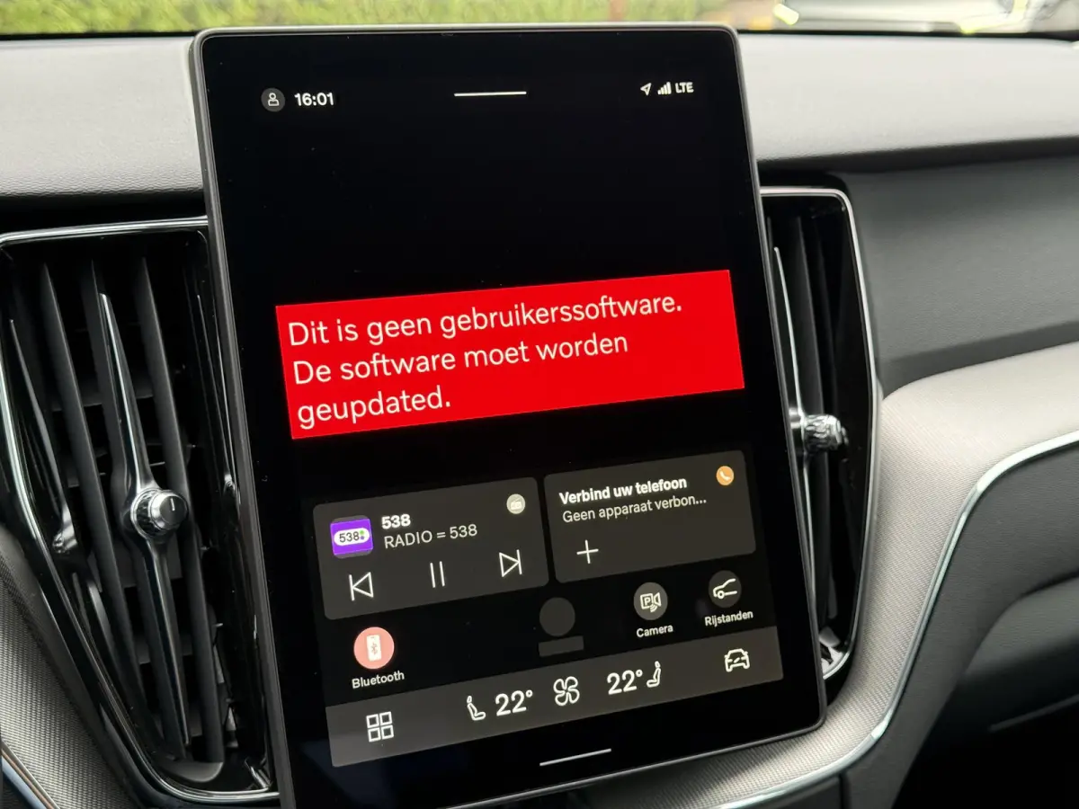 T6 Plug-in hybrid AWD Essential | Elektrische stoelen | Cruise control |