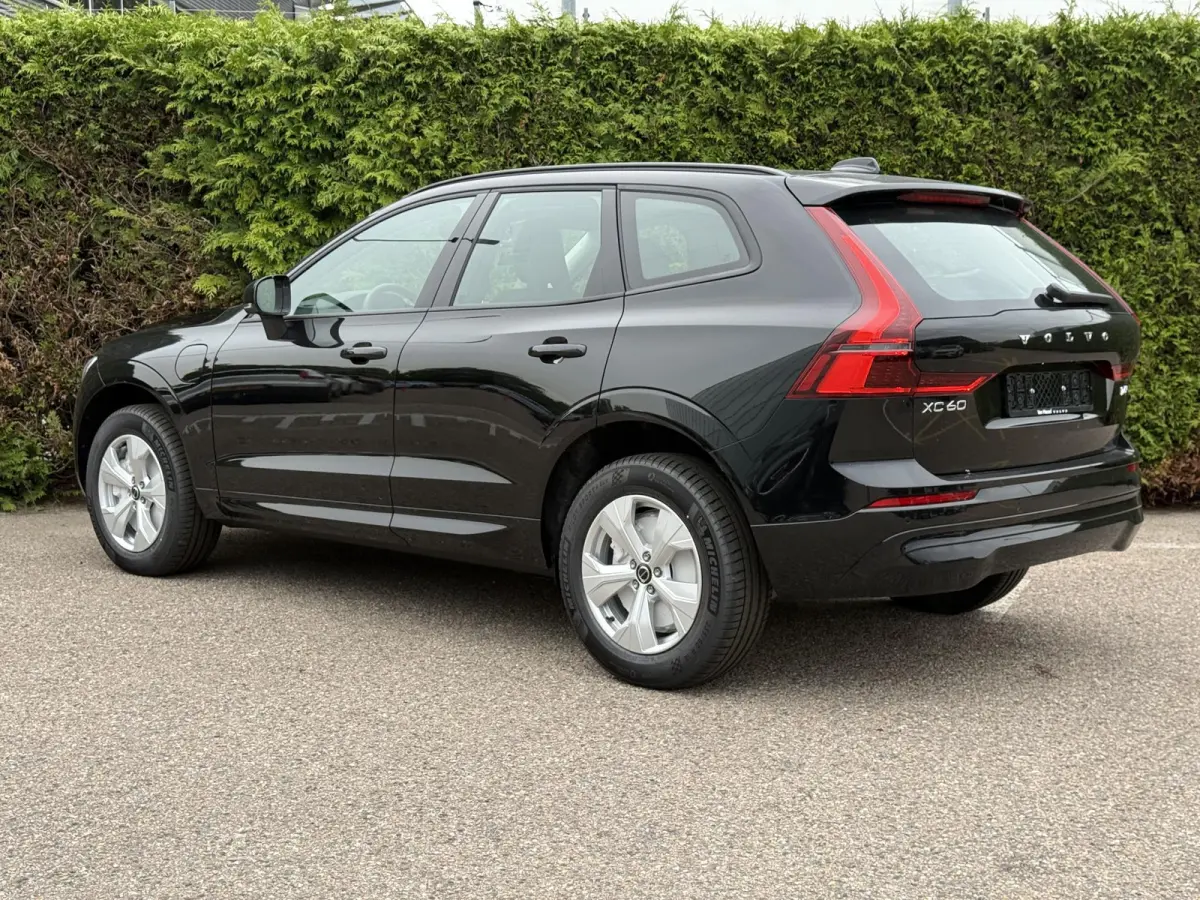 T6 Plug-in hybrid AWD Essential | Elektrische stoelen | Cruise control |