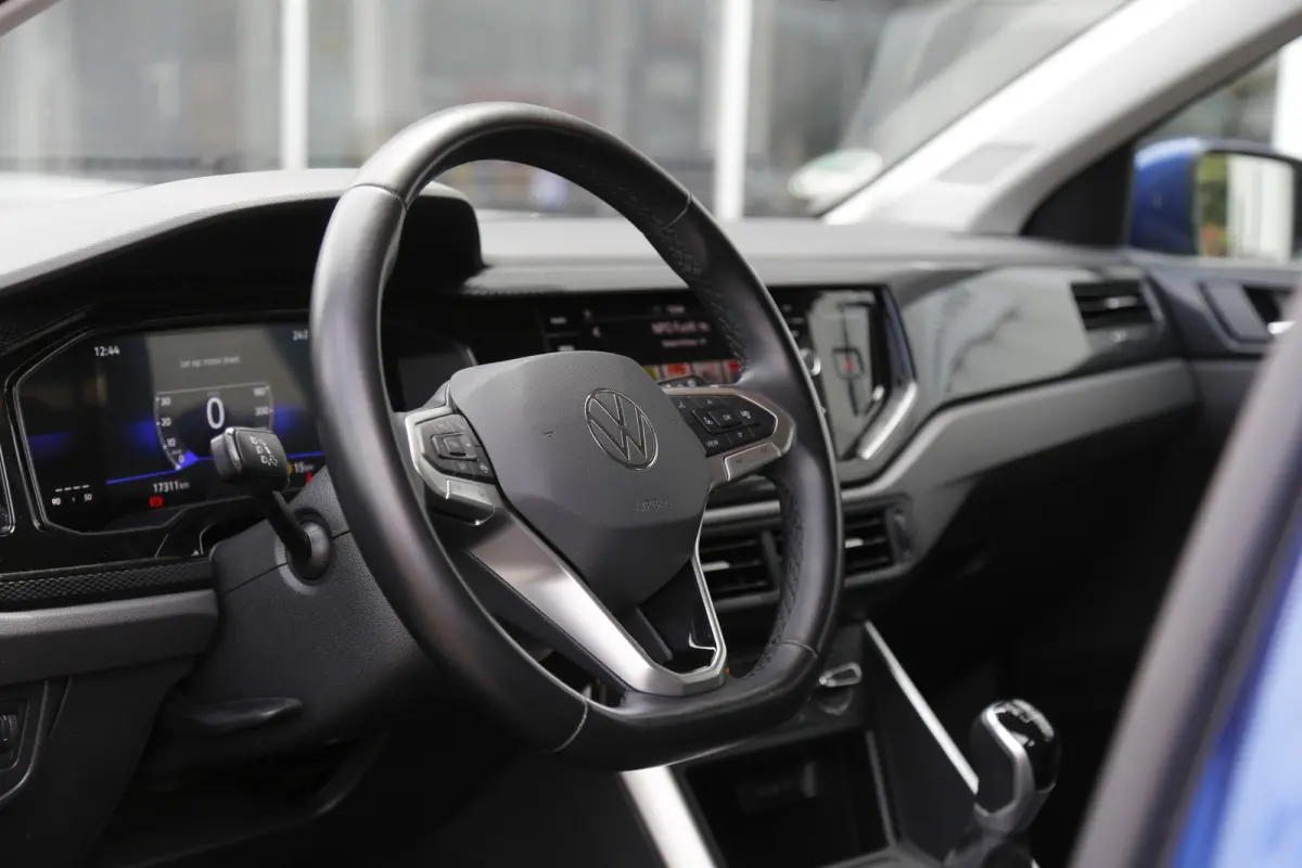 1.0 MPI*Perfect Onderh.*Stoelverw./DAB/Cruise-Control/IQ Drive/Front ass./Rijstrook/Parkeersens.V+A*
