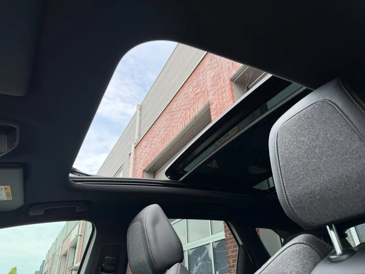 1.6 e-THP 165PK GT Line LED Pano Carplay Navi