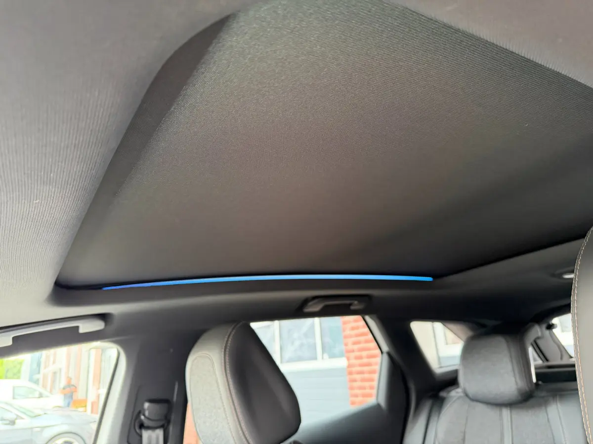 1.6 e-THP 165PK GT Line LED Pano Carplay Navi