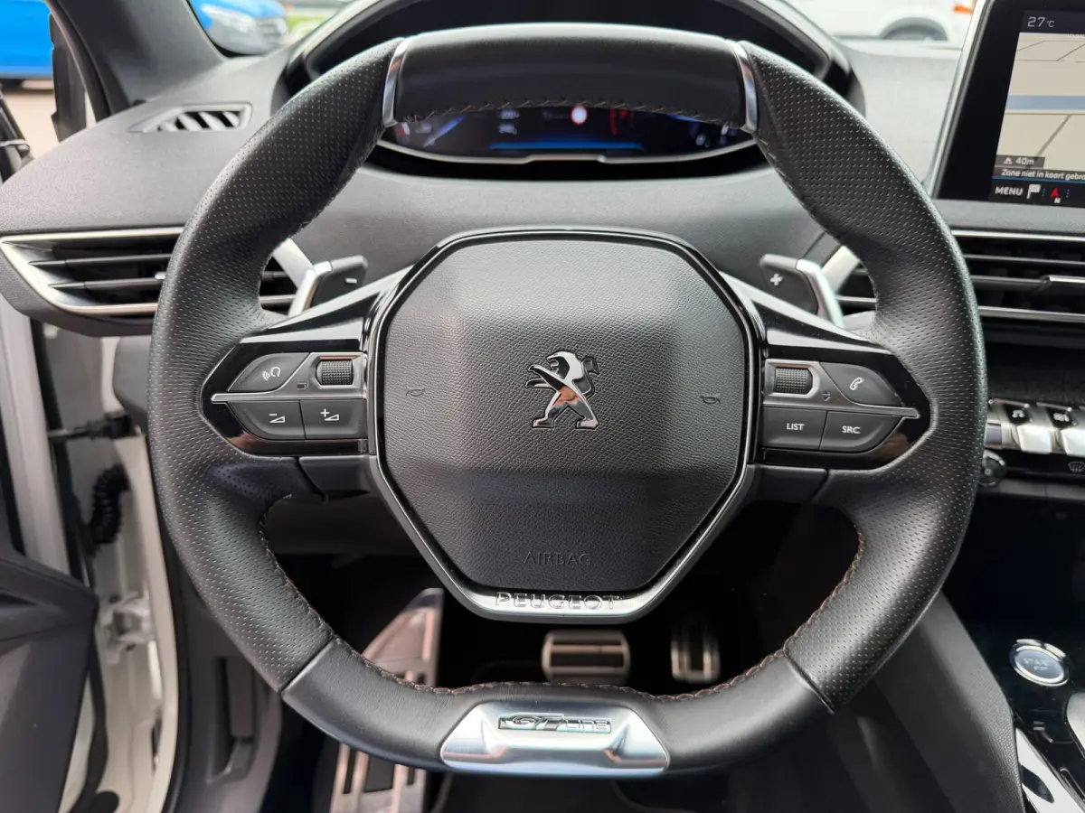 1.6 e-THP 165PK GT Line LED Pano Carplay Navi