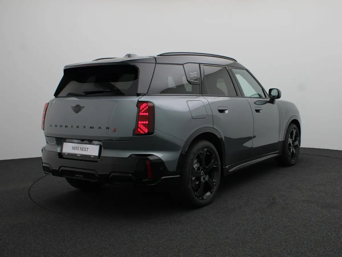 2.0 S ALL4 John Cooper Works + XL Pakket + Pano + Getinte Ruiten